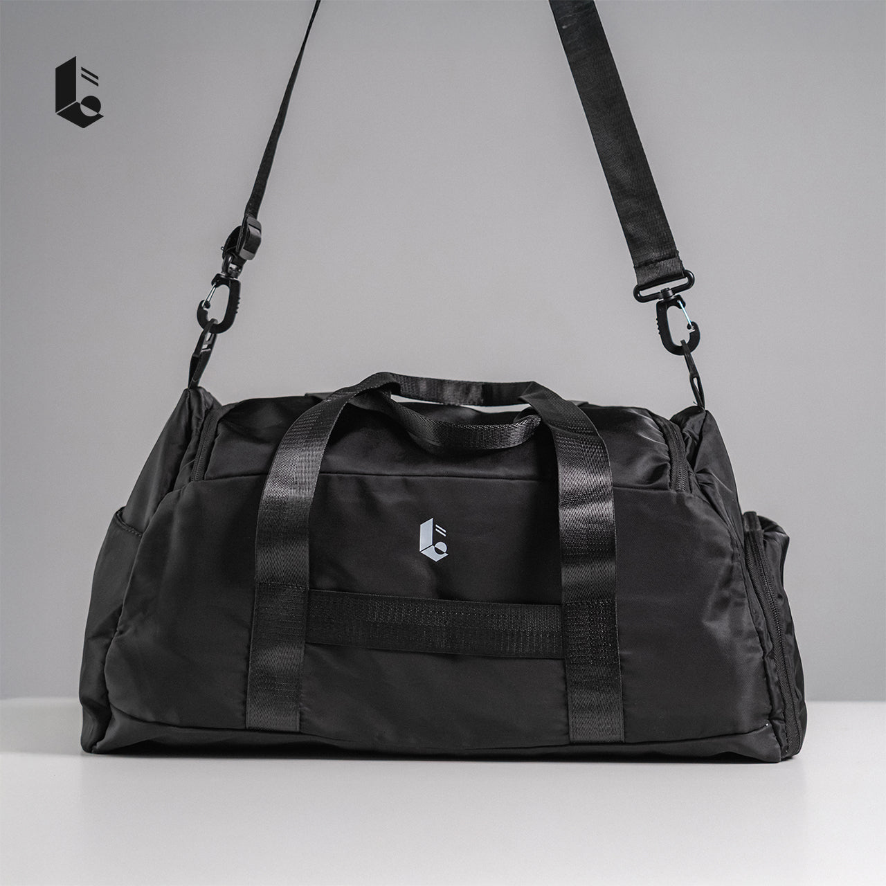 Trail Duffle Bag - Black/Light Grey