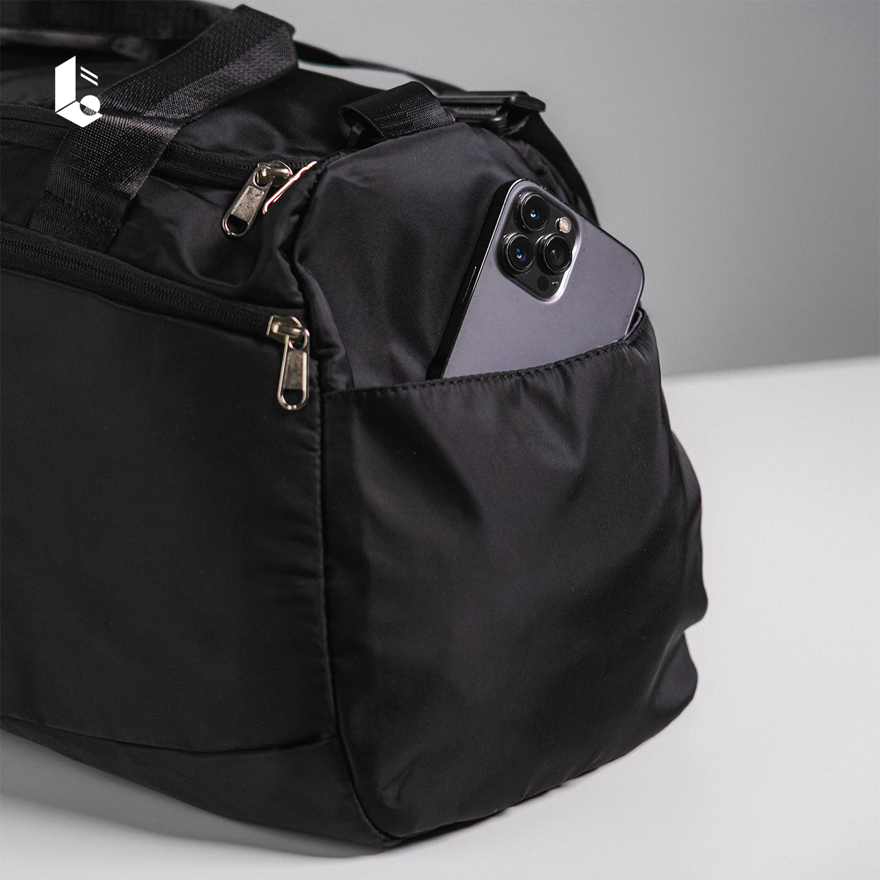 Trail Duffle Bag - Black/Light Grey