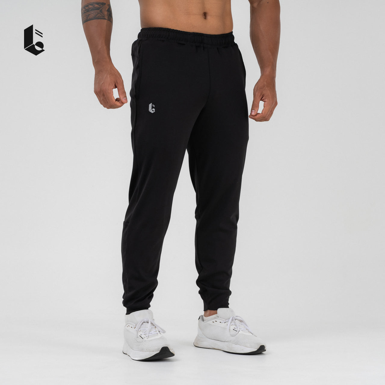 Performance Jogger Pants - Black/White/Silver