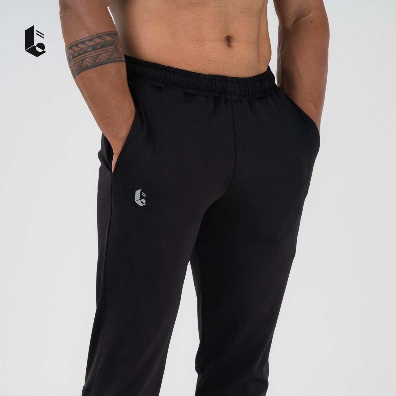 Performance Jogger Pants - Black/White/Silver