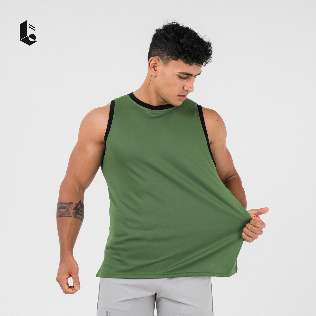 Hollow-Mesh Muscle Tank - Black/White/Dark Green