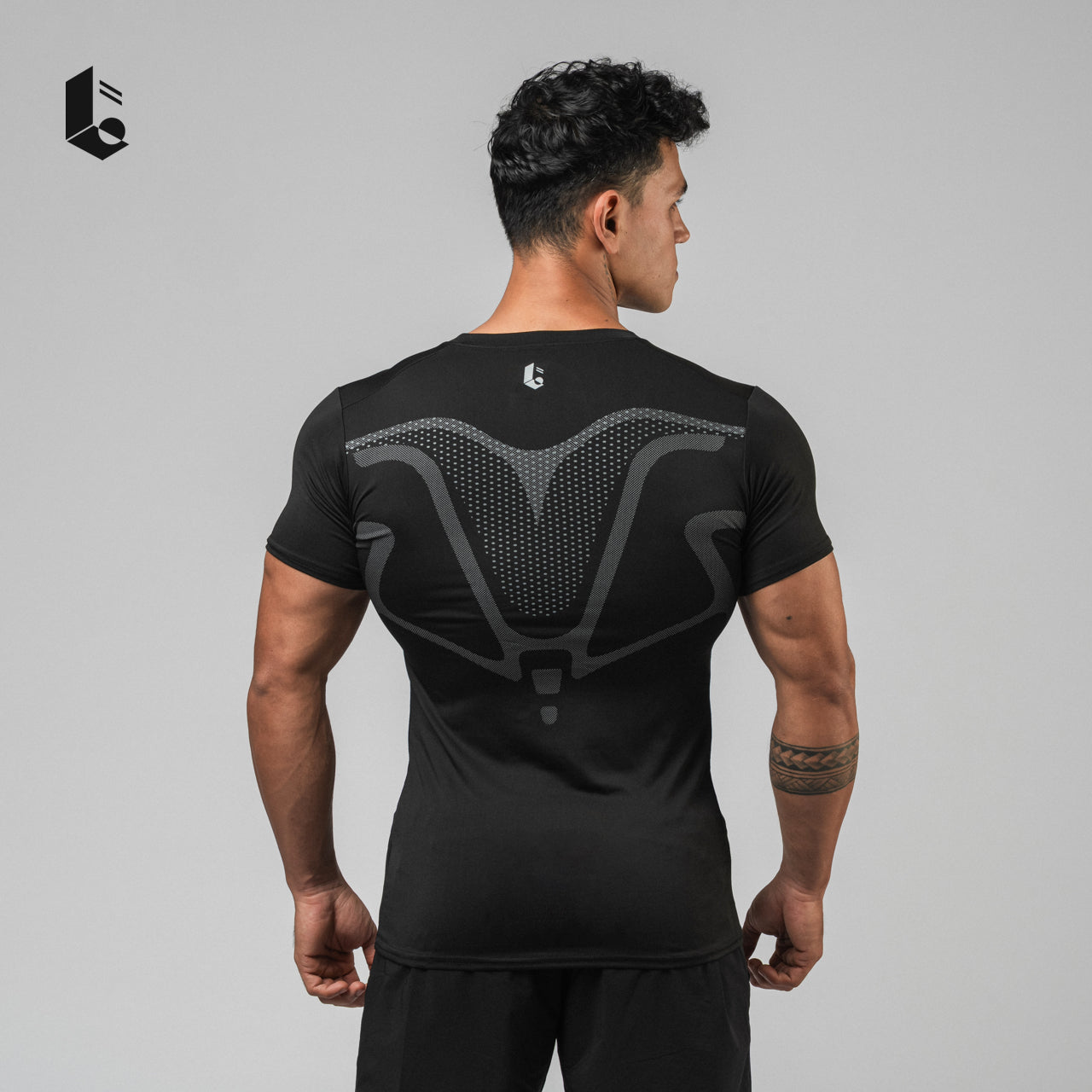 Cyclone Compression Short/Long Sleeve - Black