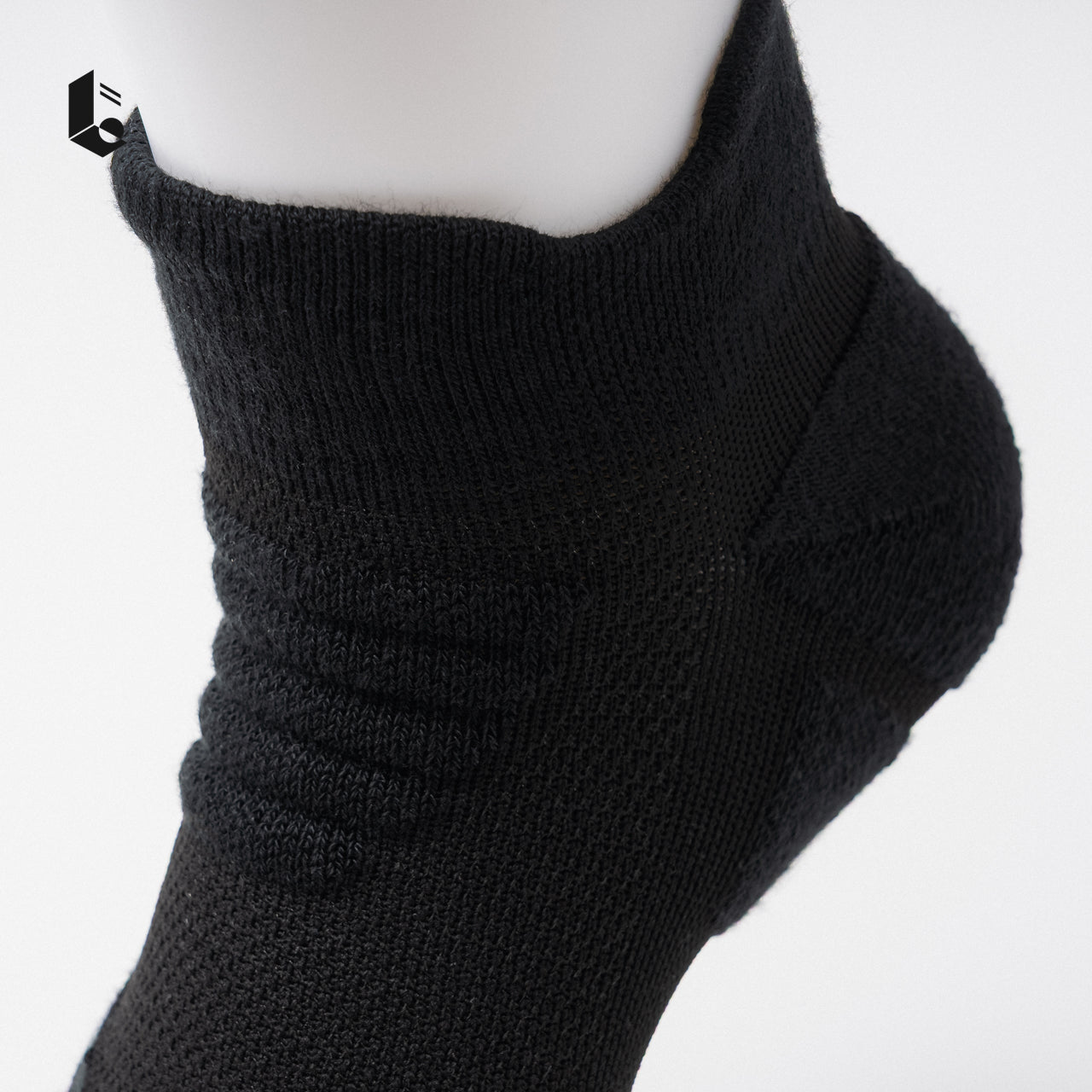 Breeze Performance Ankle Socks - Monochrome