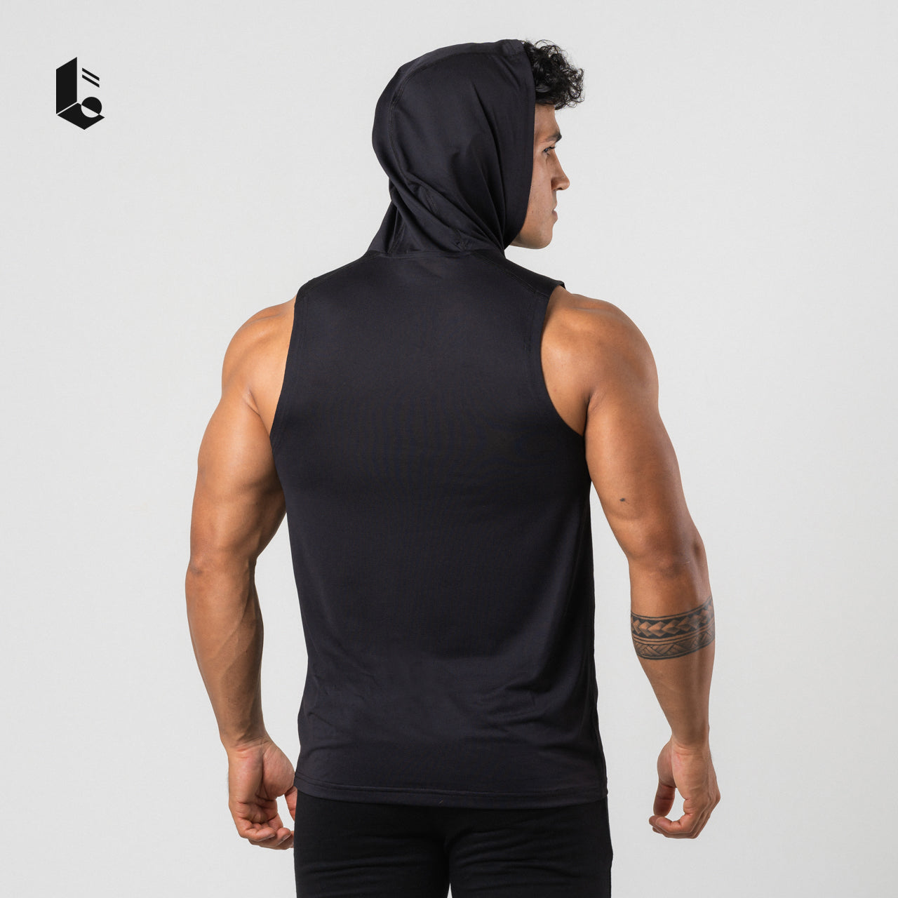 AeroLite Performance Hoodie Sleeveless - Black/White/Red/Navy