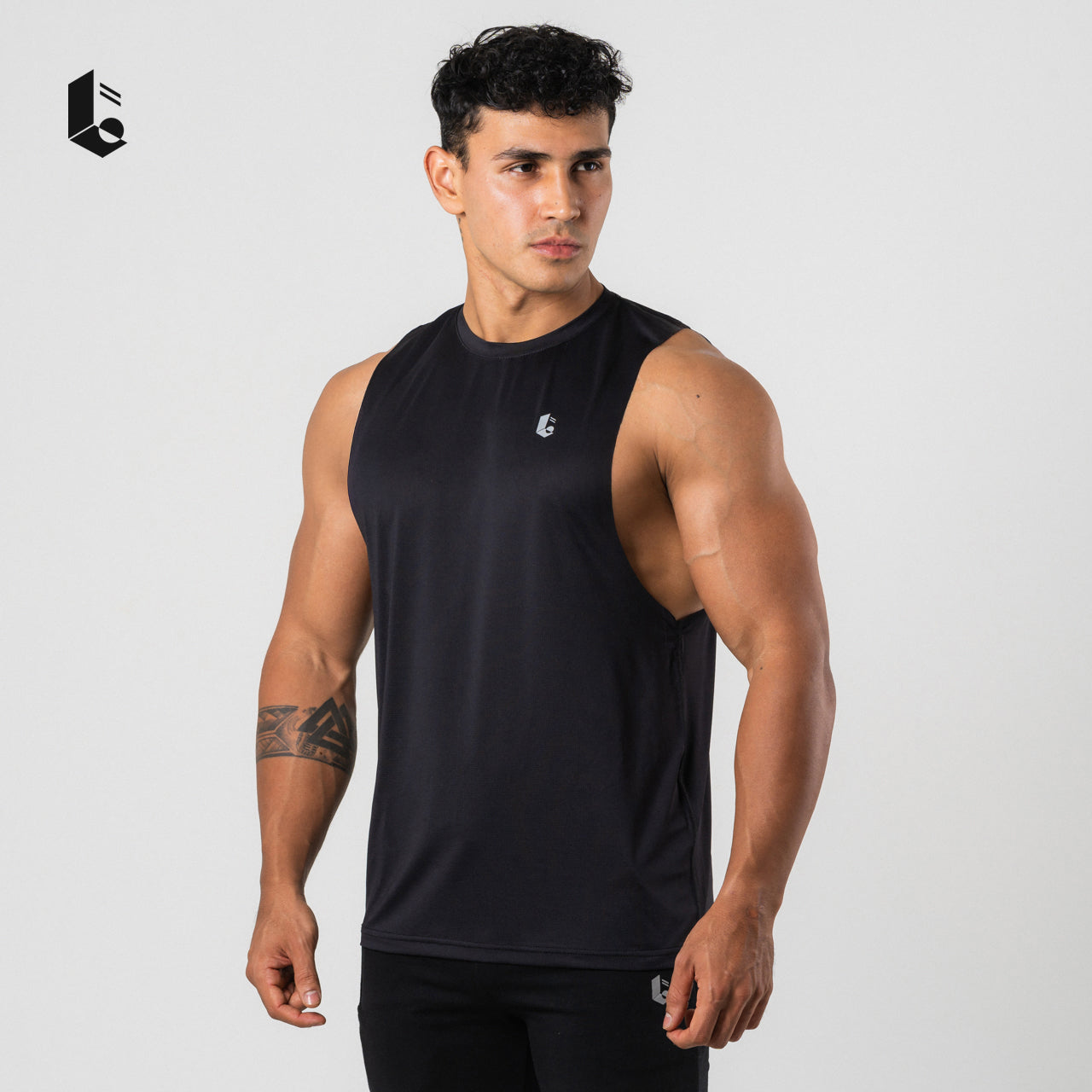 AeroLite Deep Cut Tank - Black/White/Red/Navy