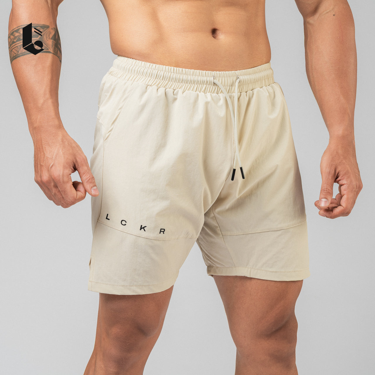 UltraLift Performance Shorts - Dark Grey/Light Grey/Cream