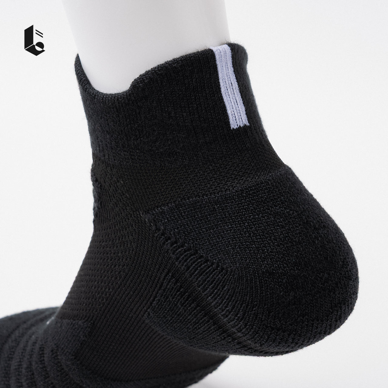 Breeze Performance Ankle Socks - Monochrome