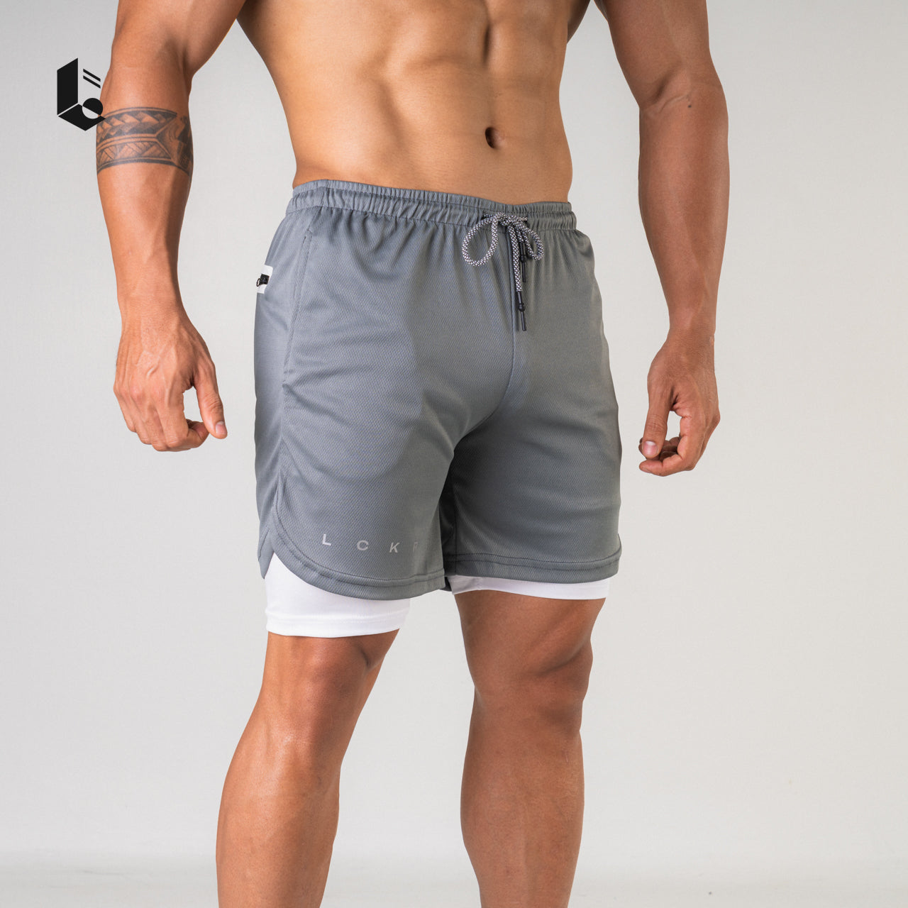 Tracka 2-In-1 Short / Short Legging - Light/Dark Grey/Black/Green