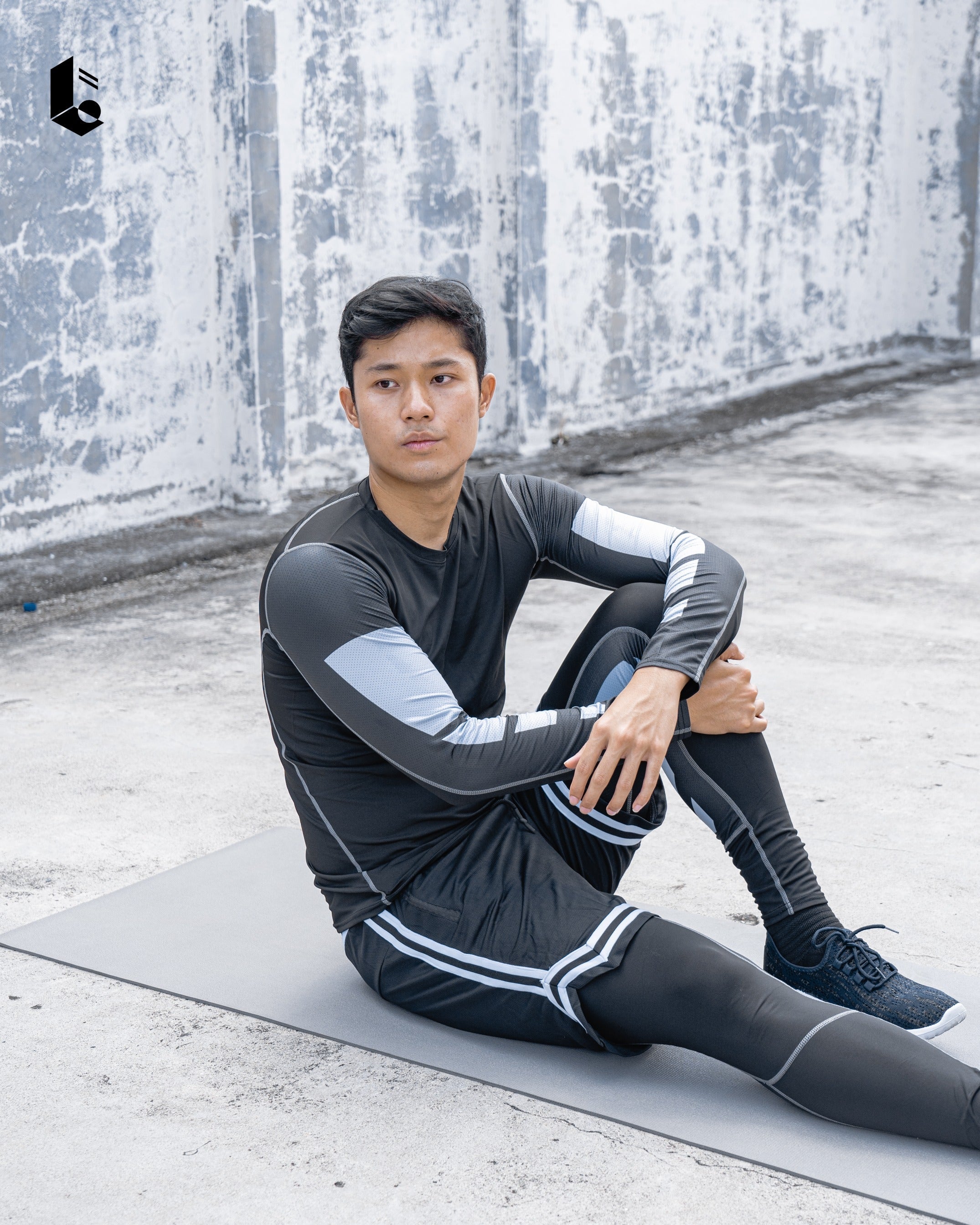 Hust Compression Long Sleeve - Black